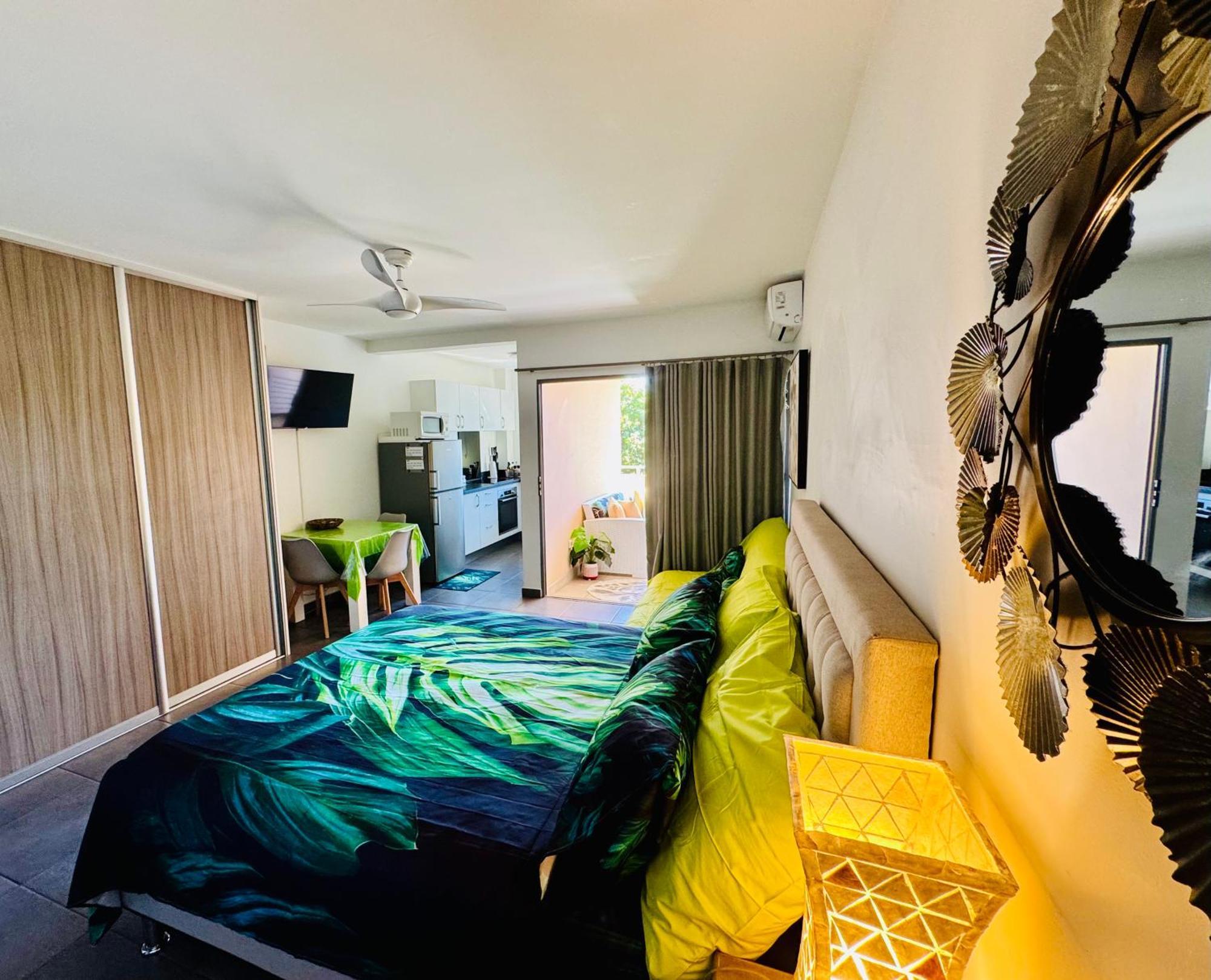 Tehautahi Cozy Lodge 1 パペーテ エクステリア 写真